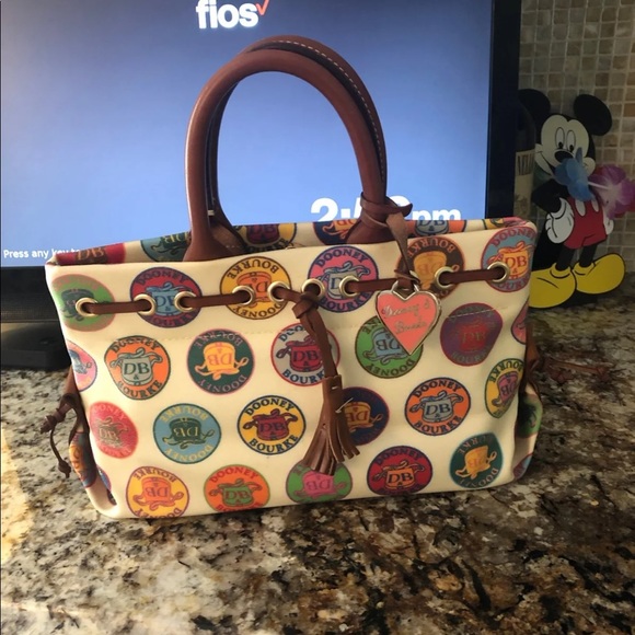 Dooney and Burke bag - Picture 2 of 5